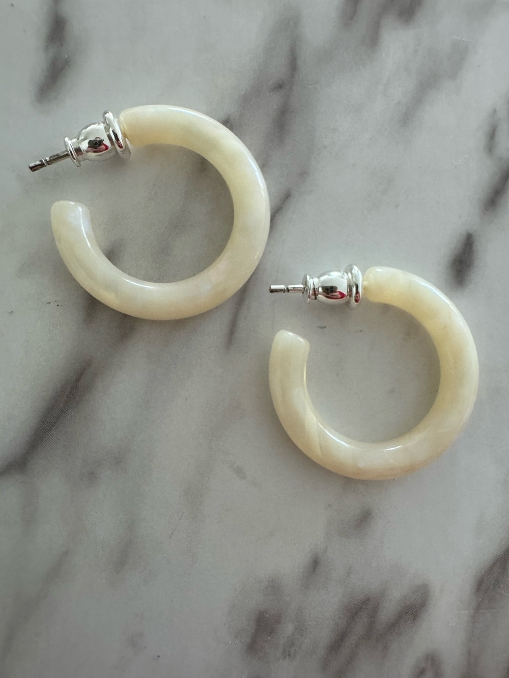 Cream acetate Hoop Earrings with Silver Posts